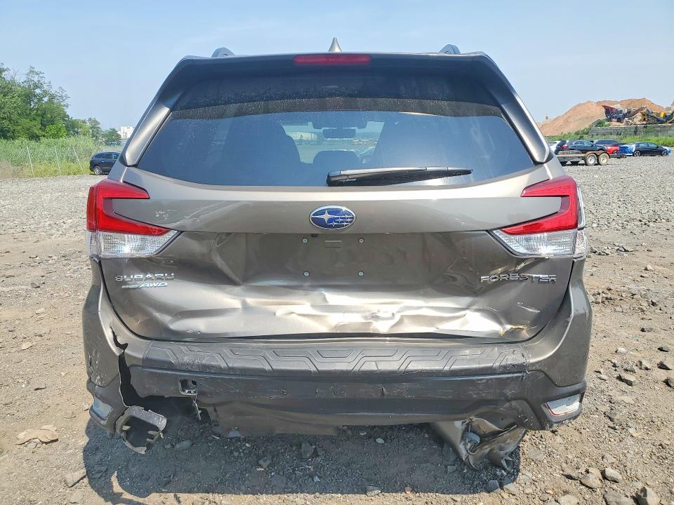 Photo 6 from auction – 2021 SUBARU FORESTER with VIN JF2SKAJC4MH402694