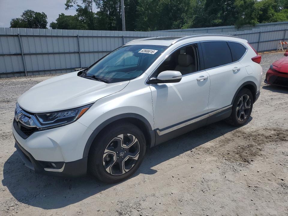 HONDA CR-V 2019 with VIN 7FARW2H95KE015249 - Photo from auction