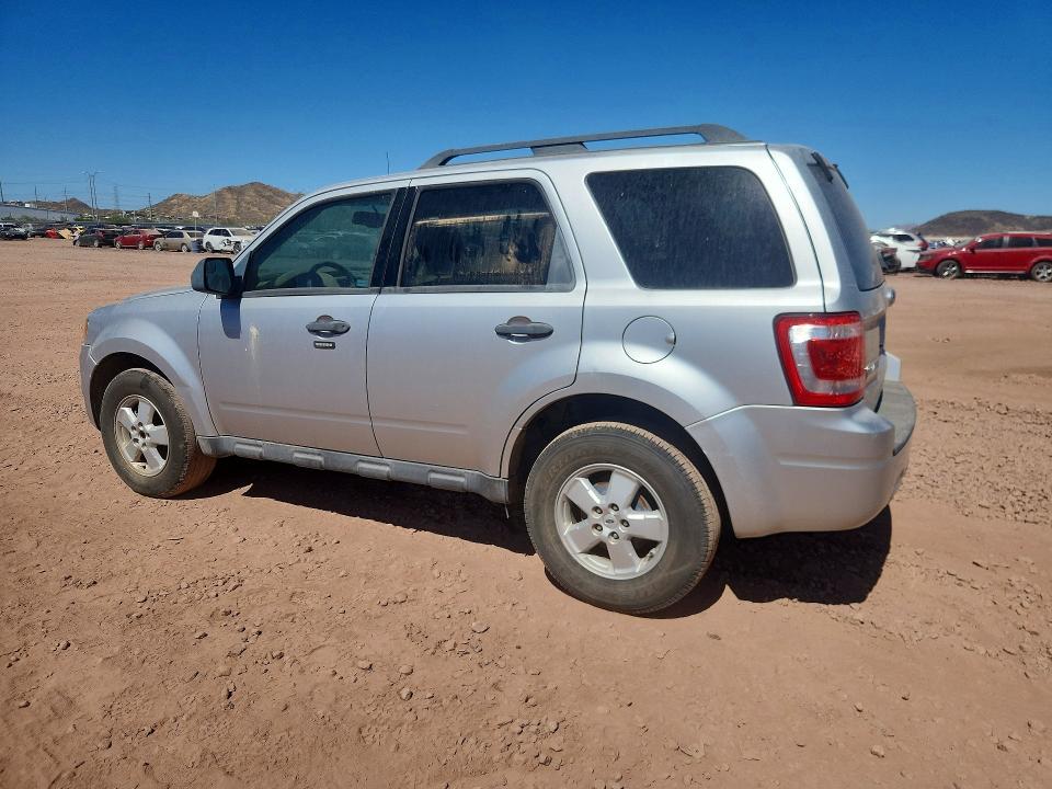 Photo 2 from auction – 2010 FORD ESCAPE with VIN 1FMCU0D76AKA87686