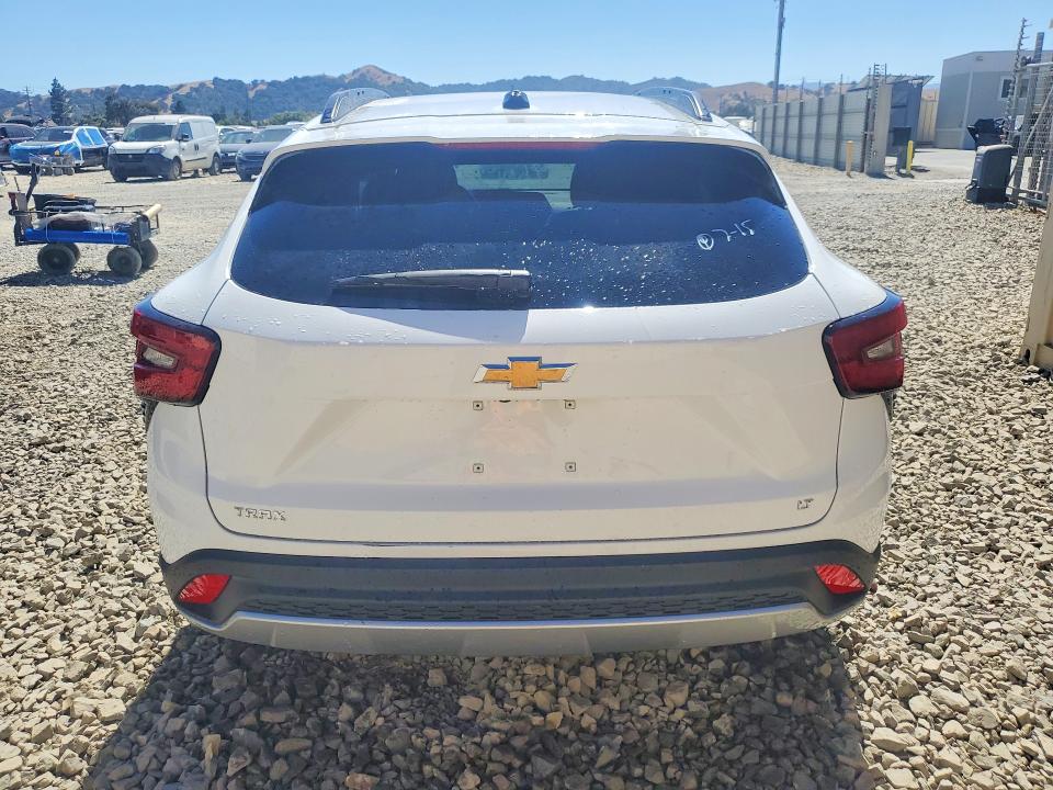 Photo 6 from auction – 2026 CHEVROLET TRAX with VIN KL77LHEP7TC181771