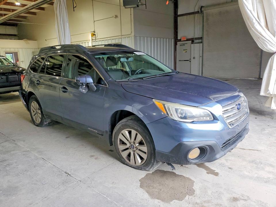 Photo 4 from auction – 2015 SUBARU OUTBACK with VIN 4S4BSAHC4F3227069