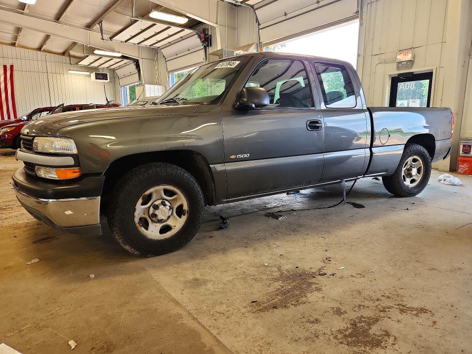 2002 CHEVROLET SILVERADO - Търг №61619946