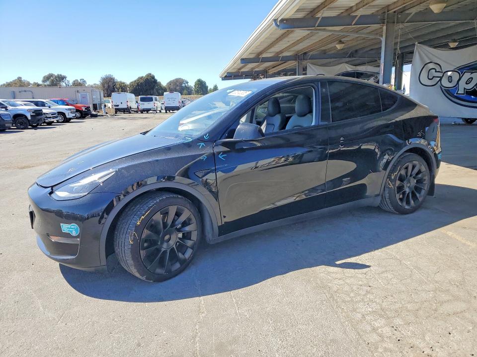 TESLA MODEL Y 2021 with VIN 5YJYGDEE4MF080310 - Photo from auction