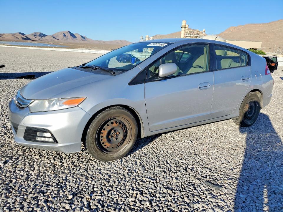 HONDA INSIGHT 2013 with VIN JHMZE2H55DS004865 - Photo from auction