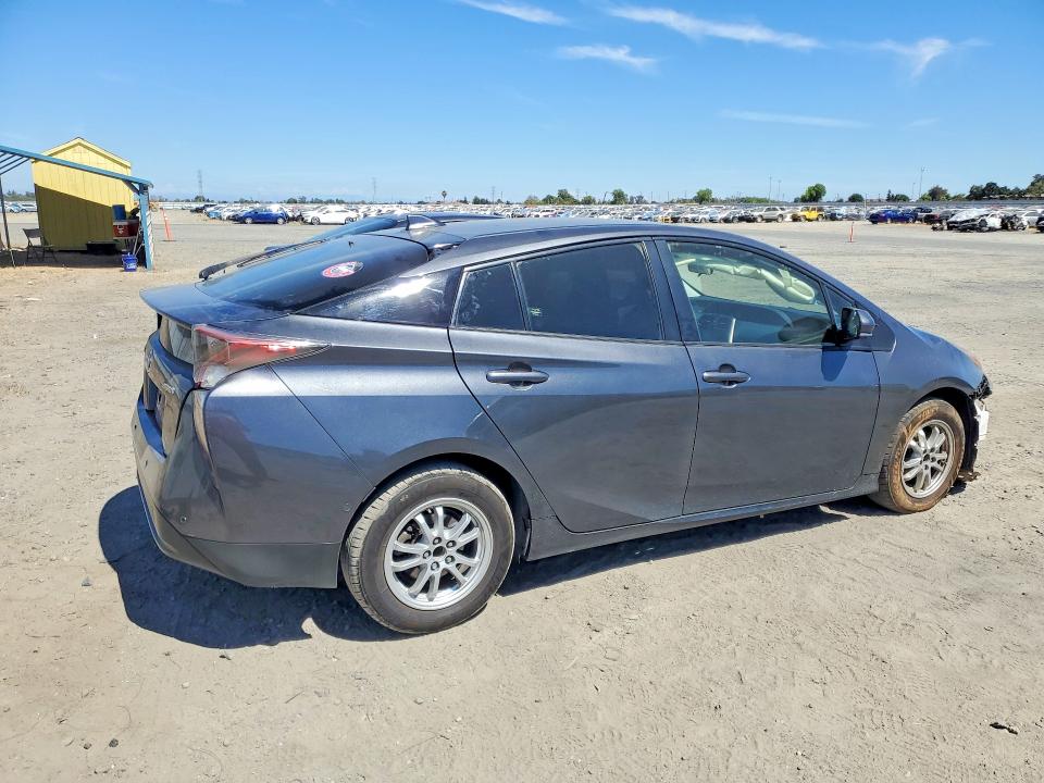 Photo 3 from auction – 2018 TOYOTA PRIUS with VIN JTDKARFU8J3067353