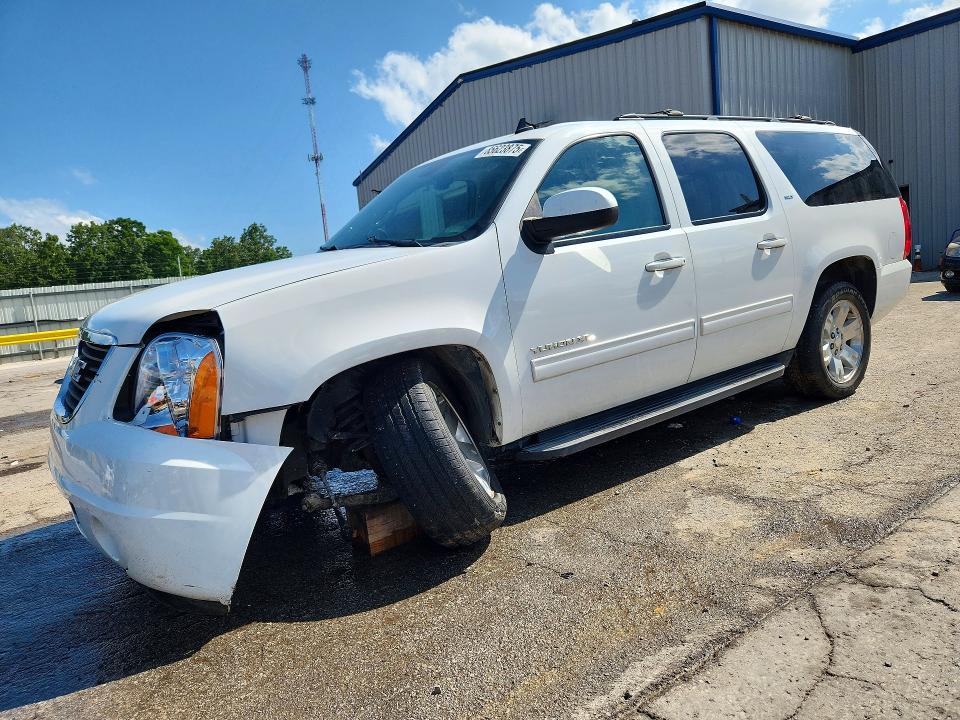 GMC YUKON XL 2011 with VIN 1GKS2KE36BR398769 - Photo from auction