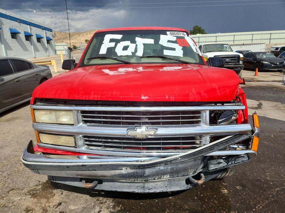 Photo 5 from auction – 1997 CHEVROLET SUBURBAN with VIN 3GNFK16R2VG123003