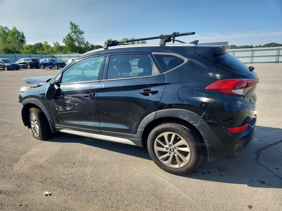 Photo 2 from auction – 2017 HYUNDAI TUCSON with VIN KM8J33A44HU381026