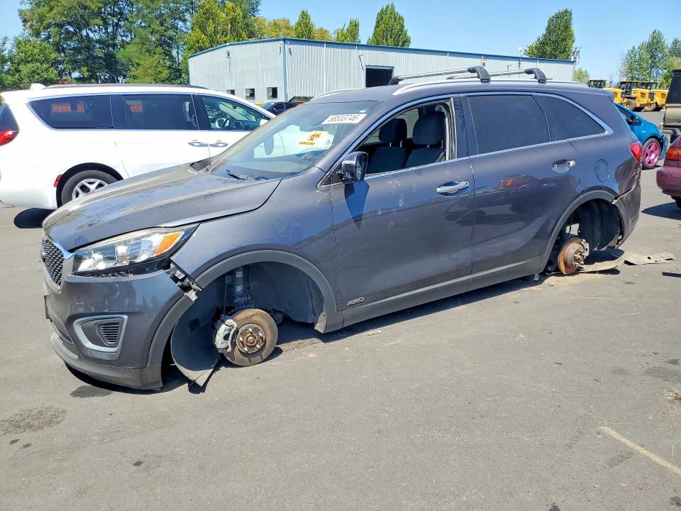 KIA SORENTO 2017 z numerem VIN 5XYPGDA3XHG252600 - Zdjęcie z aukcji