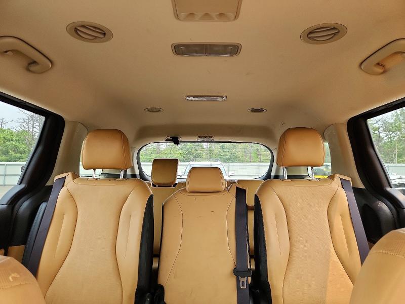 Photo 10 from auction – 2023 KIA CARNIVAL with VIN KNDNB4H38P6193799