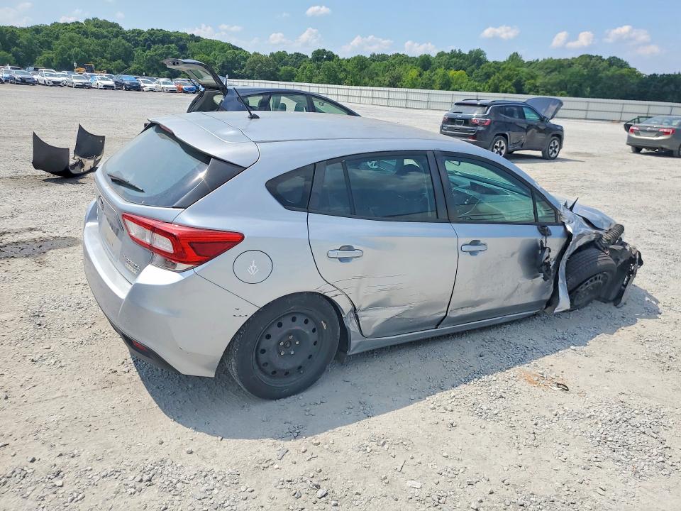 Zdjęcie 3 z aukcji – 2017 SUBARU IMPREZA z VIN 4S3GTAA6XH3726683