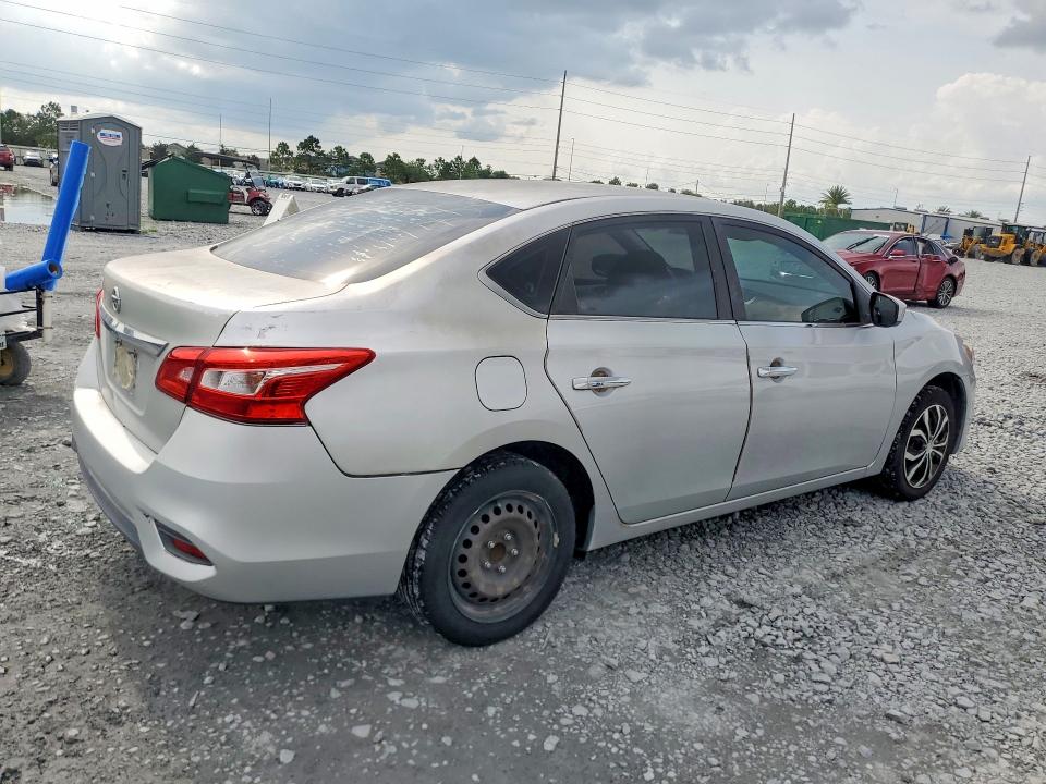 Photo 3 from auction – 2017 NISSAN SENTRA with VIN 3N1AB7AP1HY255053