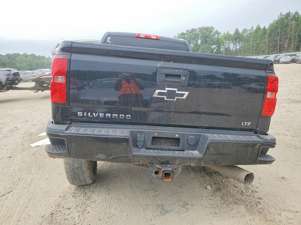 Photo 6 from auction – 2017 CHEVROLET SILVERADO with VIN 1GC1KWEY9HF186842