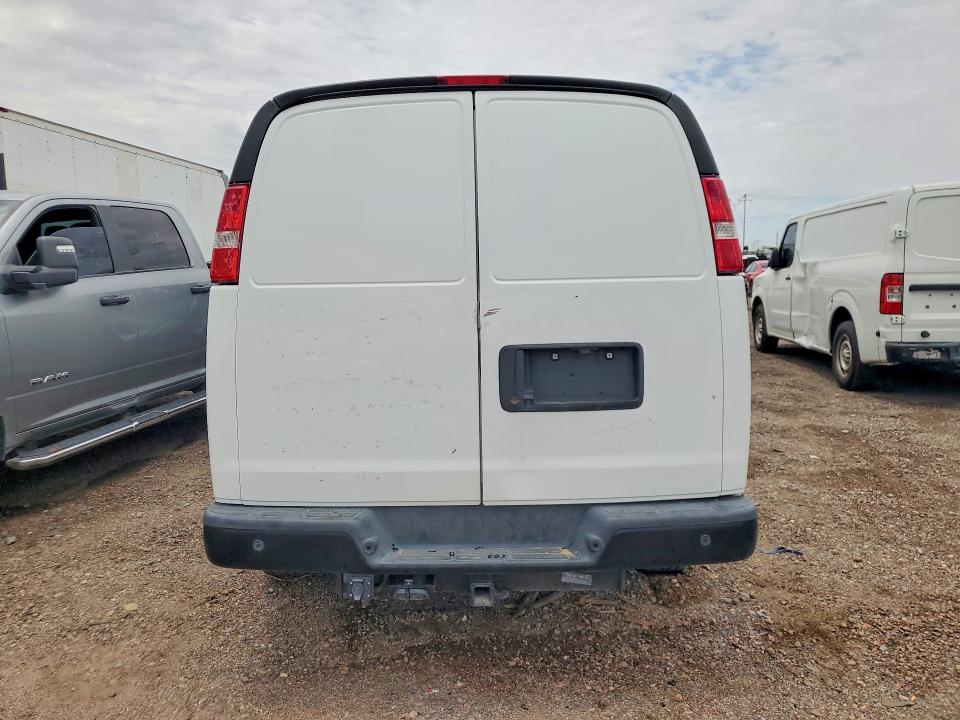 Photo 6 from auction – 2023 CHEVROLET EXPRESS G2500 with VIN 1GCWGBFP5P1121908