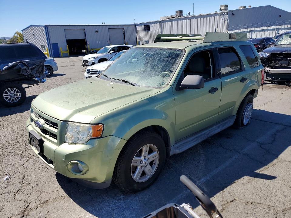 FORD ESCAPE 2009 with VIN 1FMCU49389KB25721 - Photo from auction