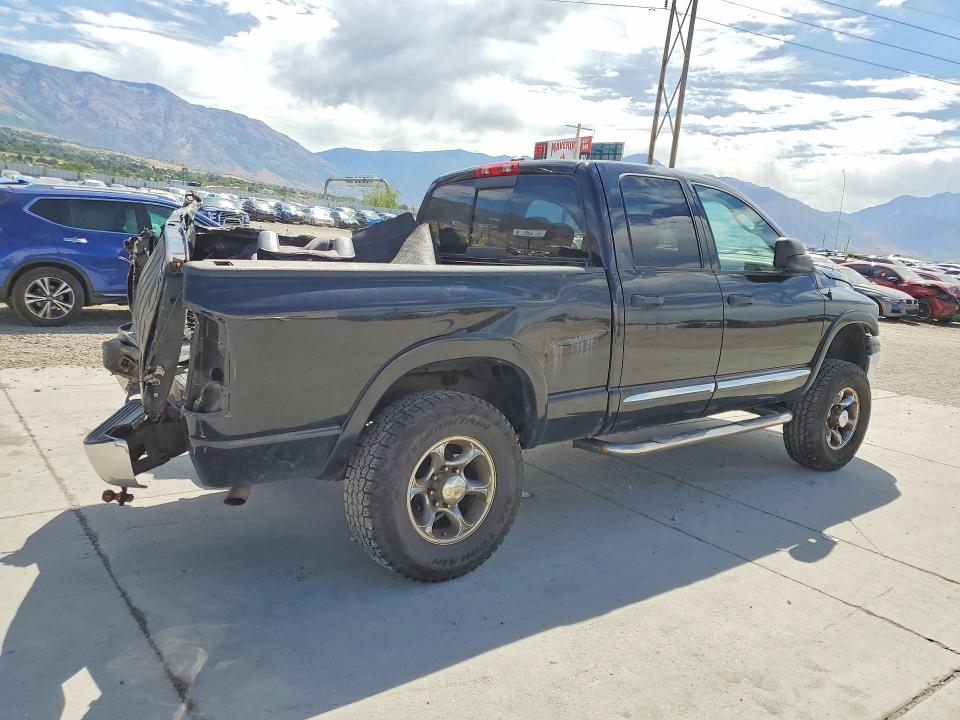 Foto 3 de la subasta – 2005 DODGE RAM 2500 con VIN 1D7KS28D25J635184