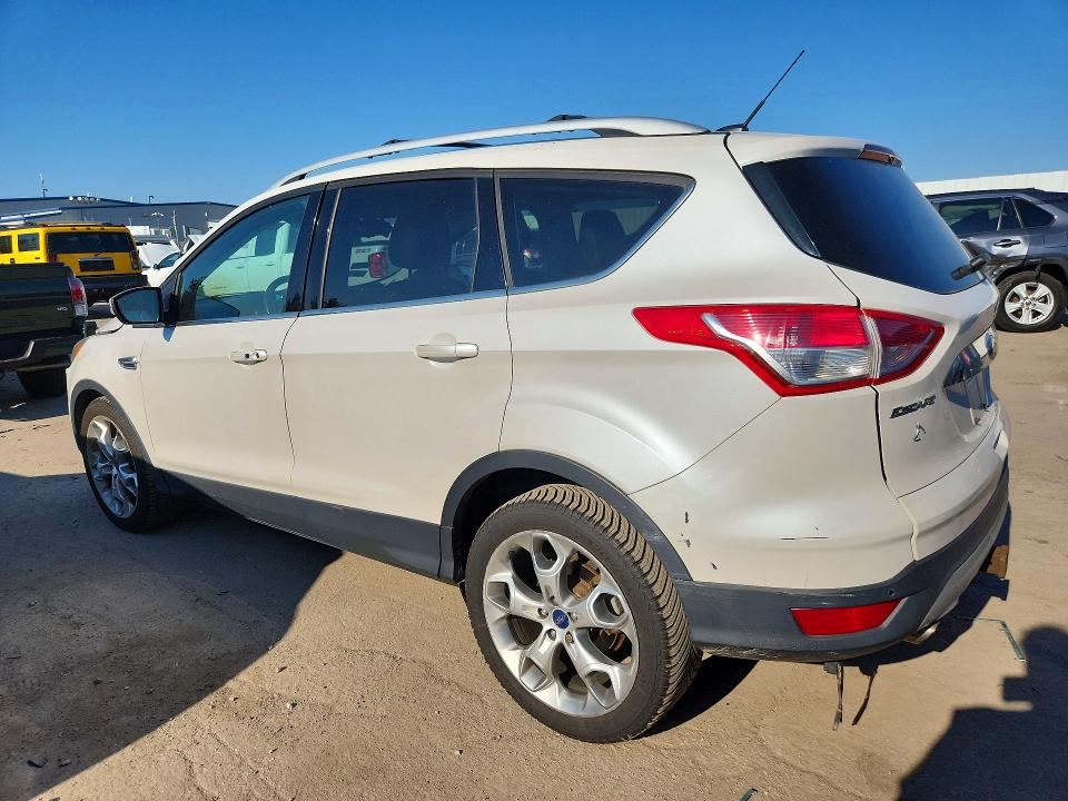 Photo 2 from auction – 2014 FORD ESCAPE with VIN 1FMCU0J93EUA28871