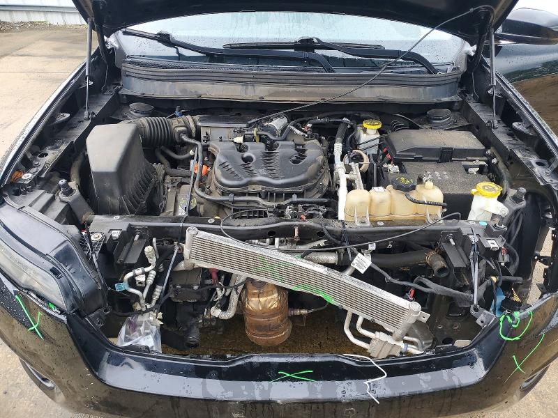 Photo 12 from auction – 2019 JEEP CHEROKEE with VIN 1C4PJMDX0KD335071