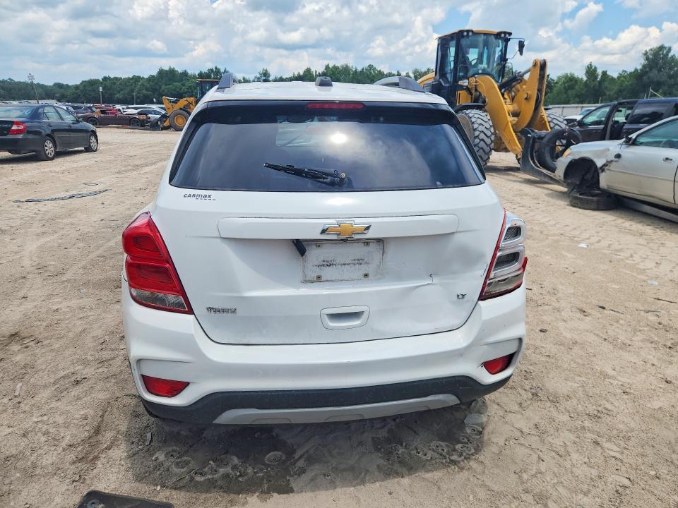 Photo 6 from auction – 2019 CHEVROLET TRAX with VIN KL7CJLSB4KB960968