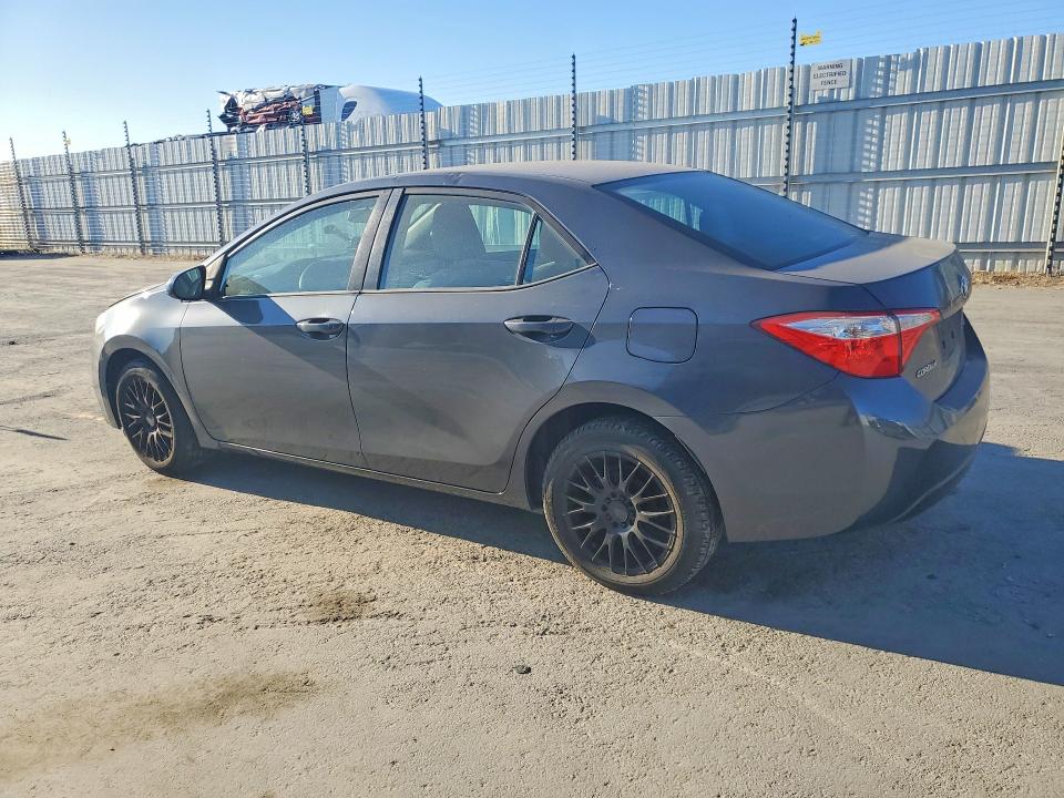 Фото 2 с аукциона – 2016 TOYOTA COROLLA с VIN 5YFBURHE1GP387093