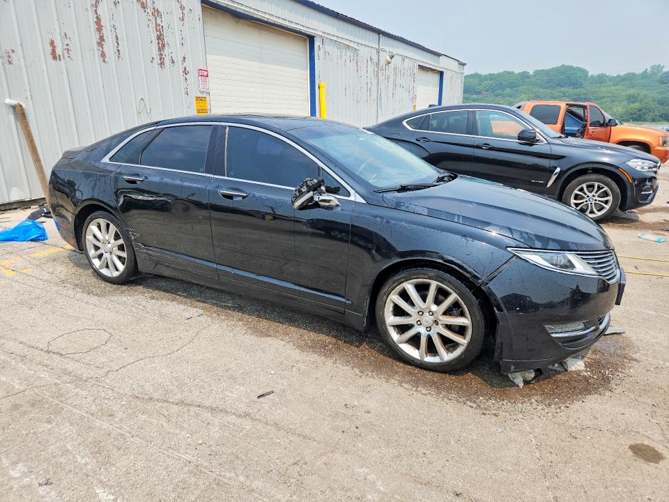 Photo 4 from auction – 2016 LINCOLN MKZ with VIN 3LN6L2J91GR611588