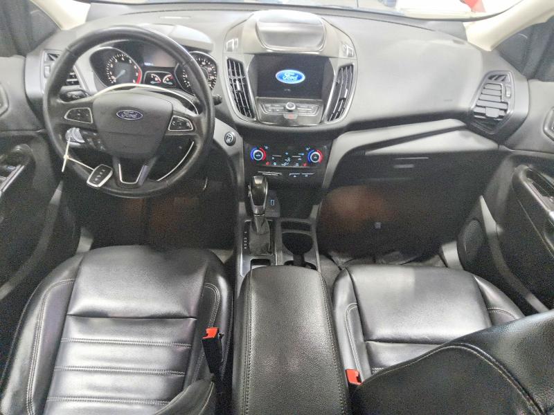 Photo 8 from auction – 2019 FORD ESCAPE with VIN 1FMCU9HD8KUB24943