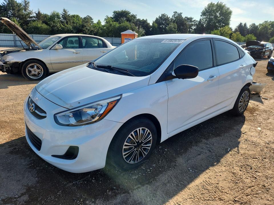 HYUNDAI ACCENT 2016 with VIN KMHCT4AE4GU114488 - Photo from auction