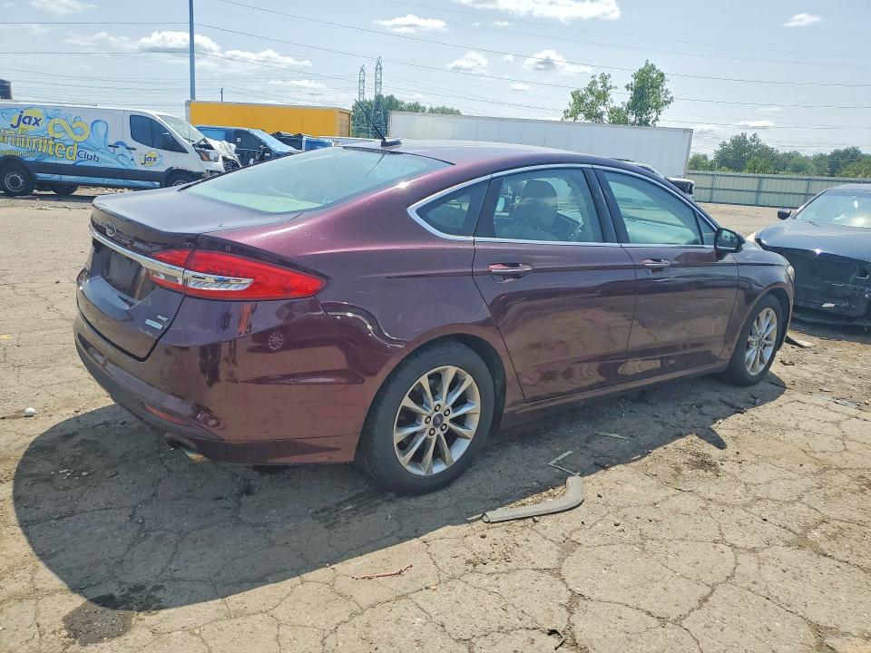 Photo 3 from auction – 2017 FORD FUSION with VIN 3FA6P0HD7HR186165