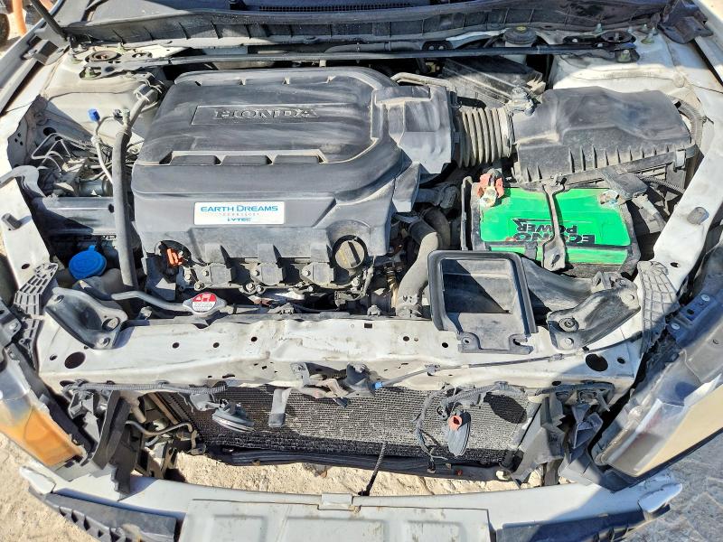 Photo 11 from auction – 2017 HONDA ACCORD with VIN 1HGCR3F83HA014869