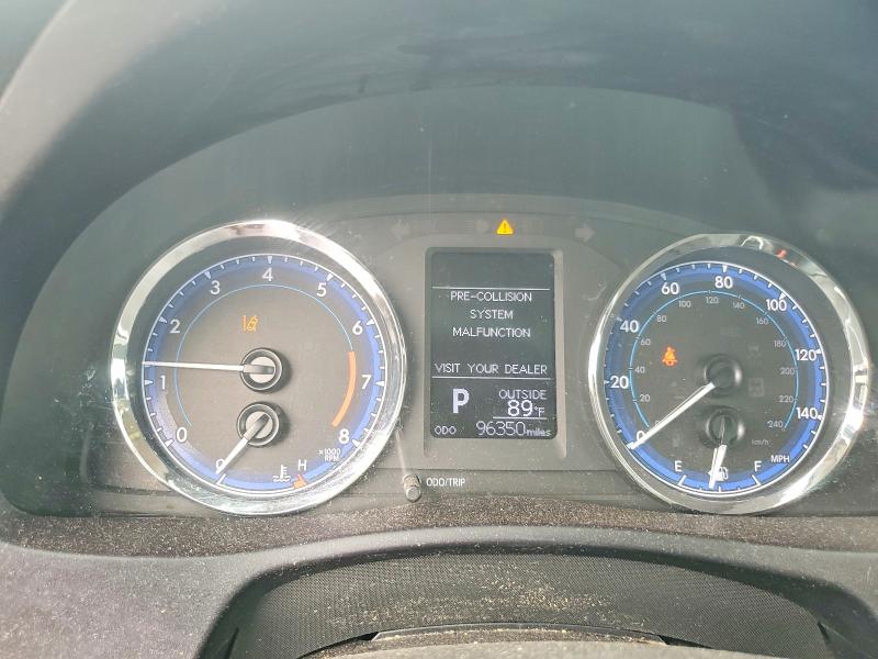 Photo 9 from auction – 2018 TOYOTA COROLLA with VIN 5YFBURHEXJP823317
