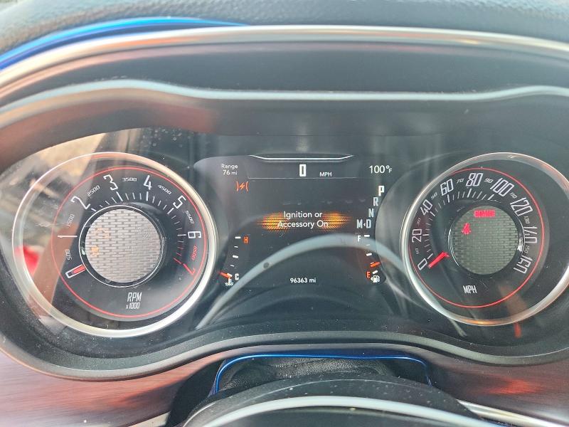 Photo 9 from auction – 2018 DODGE CHALLENGER with VIN 2C3CDZAG7JH121790