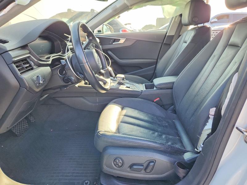 Photo 7 from auction – 2017 AUDI A4 with VIN WAUENAF43HN070112