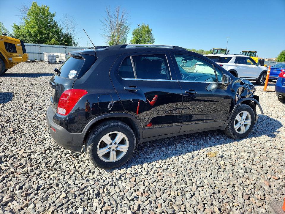 Photo 3 from auction – 2016 CHEVROLET TRAX with VIN KL7CJPSB5GB670950