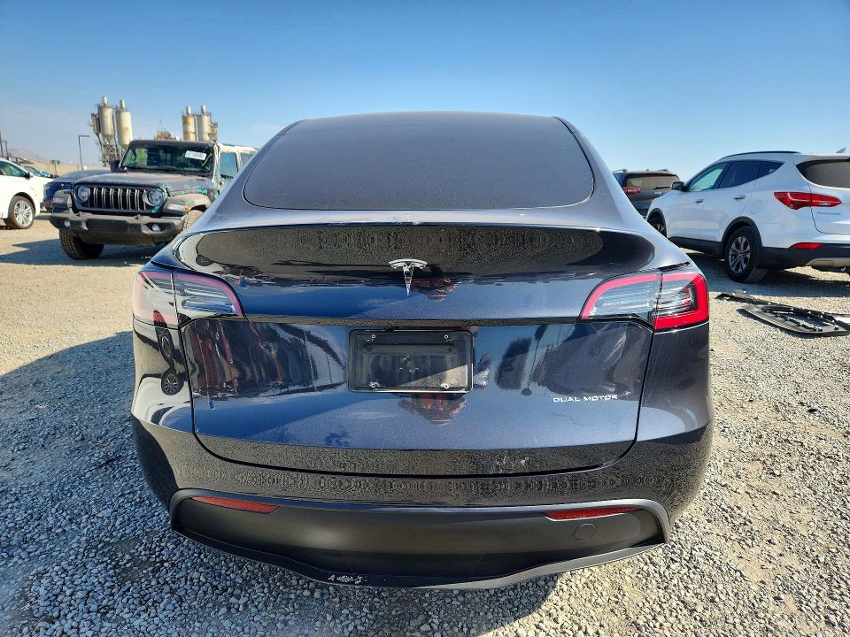 Photo 6 from auction – 2025 TESLA MODEL Y with VIN 7SAYGAEE8SF309036