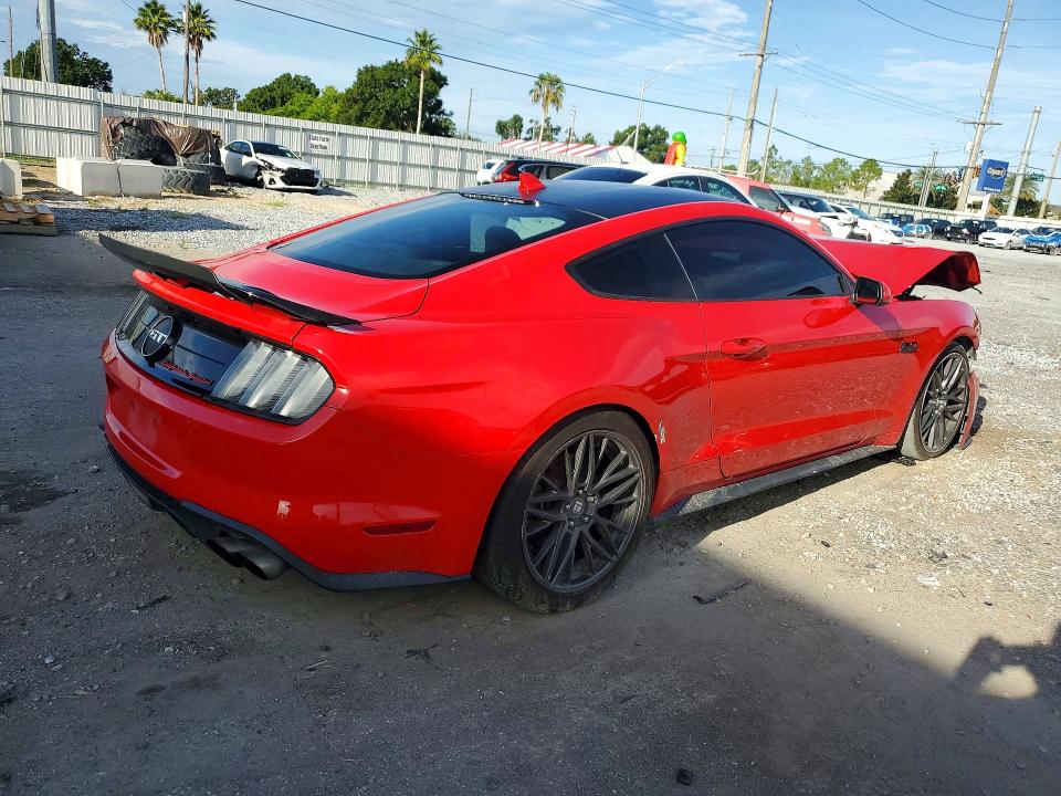 Photo 3 from auction – 2021 FORD MUSTANG with VIN 1FA6P8CFXM5151740
