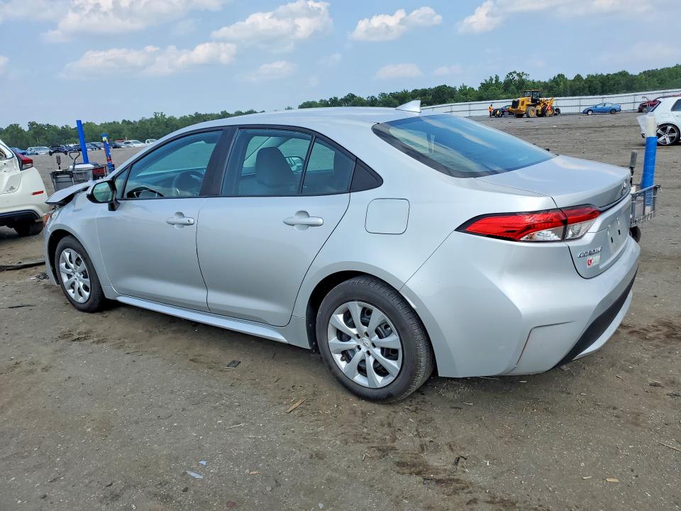 Снимка 2 от търг – 2021 TOYOTA COROLLA с VIN 5YFEPMAE2MP193640