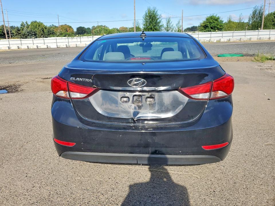 Photo 6 from auction – 2016 HYUNDAI ELANTRA with VIN KMHDH4AE5GU531043