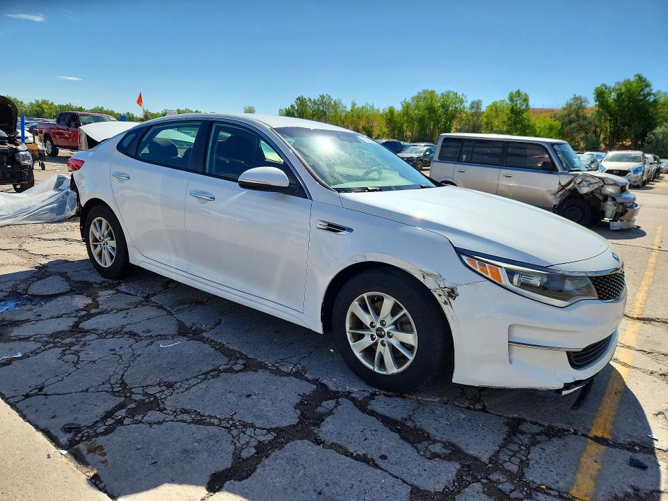 صورة رقم 4 من المزاد - 2016 KIA OPTIMA مع VIN 5XXGT4L39GG043599