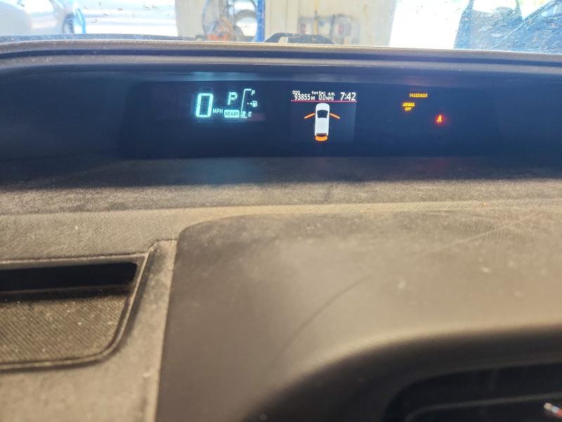 Photo 9 from auction – 2014 TOYOTA PRIUS C with VIN JTDKDTB33E1073676