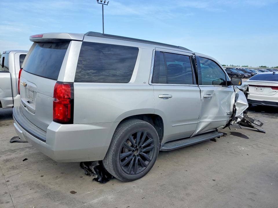 Photo 3 from auction – 2018 CHEVROLET TAHOE with VIN 1GNSCBKC1JR302579
