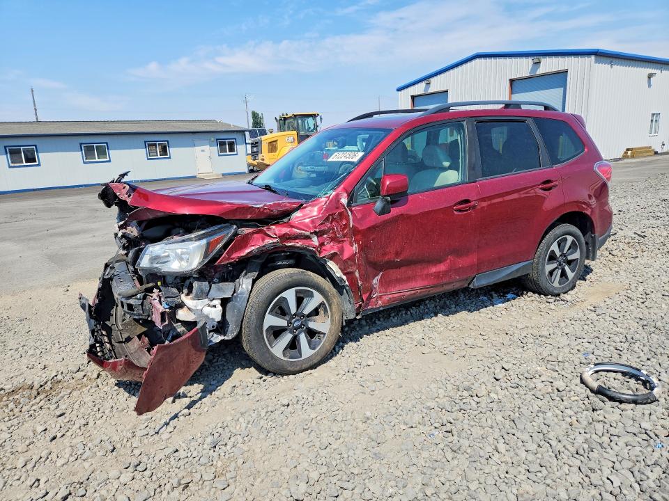 SUBARU FORESTER 2018 with VIN JF2SJAEC9JH505974 - Photo from auction