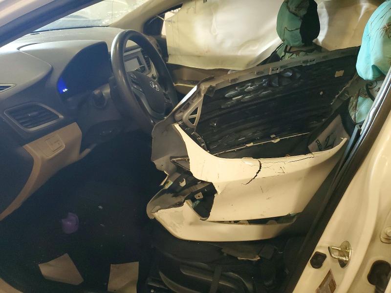 Photo 7 from auction – 2018 HYUNDAI ACCENT with VIN 3KPC24A34JE031073