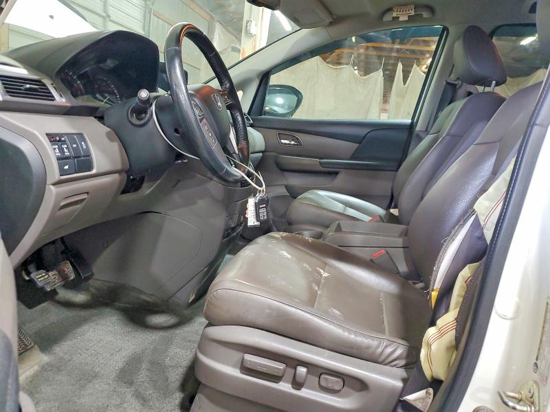 Photo 7 from auction – 2015 HONDA ODYSSEY with VIN 5FNRL5H63FB040555