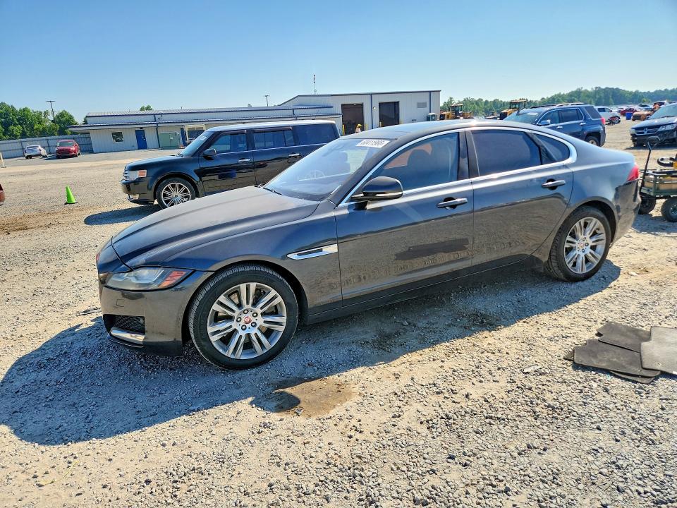 JAGUAR XF 2016 with VIN SAJBD4BV3GCY22864 - Photo from auction