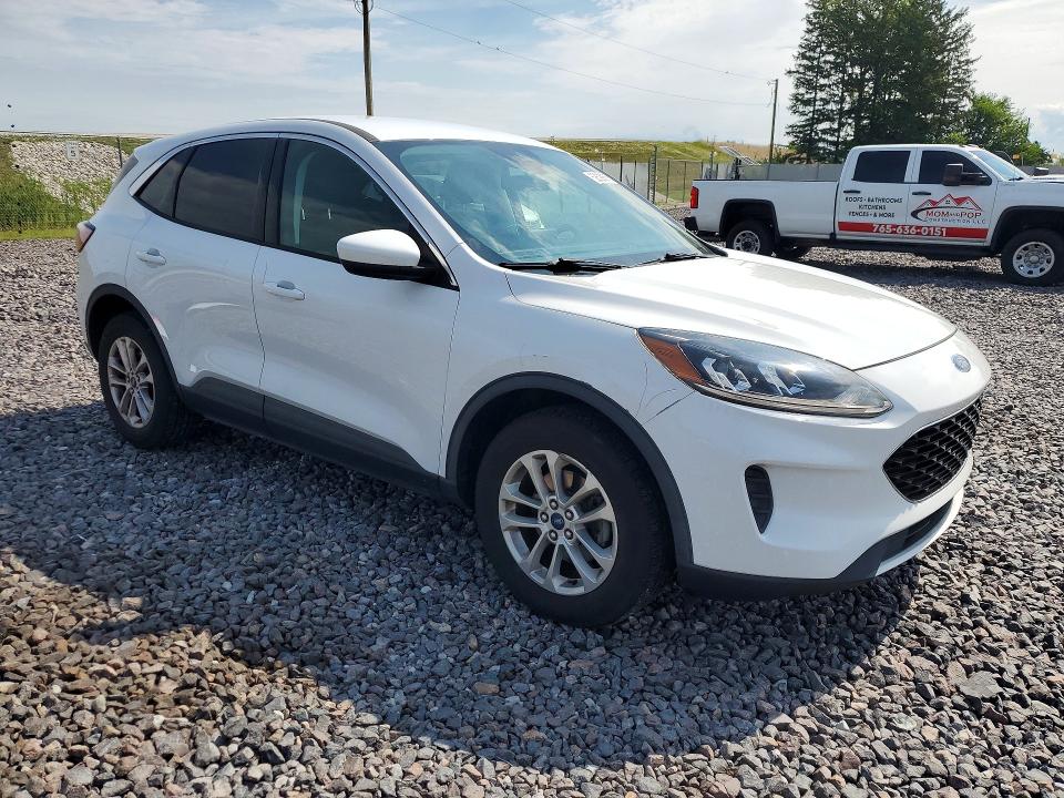 Photo 4 from auction – 2021 FORD ESCAPE with VIN 1FMCU9G68MUA30485
