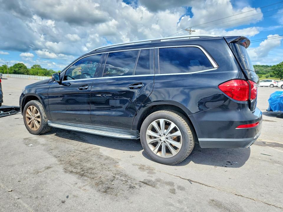 Photo 2 from auction – 2013 MERCEDES-BENZ GL with VIN 4JGDF7CE9DA254334
