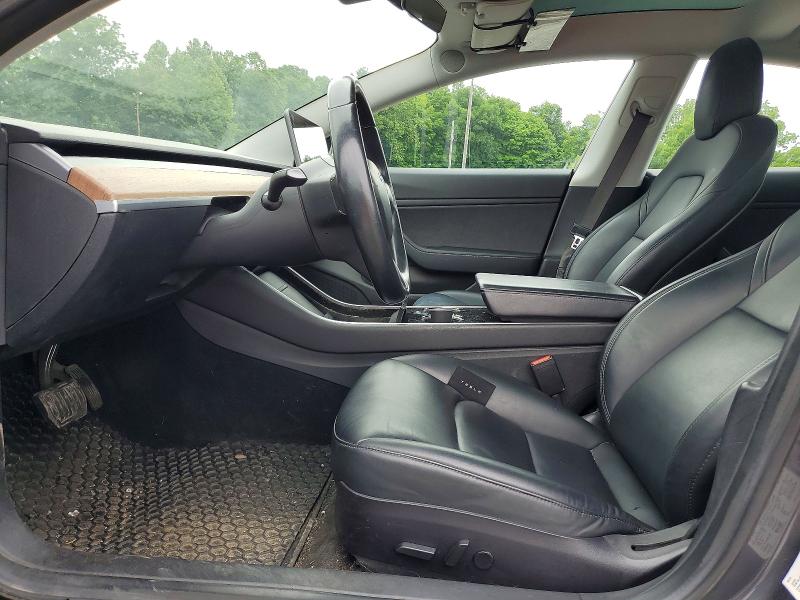 Photo 7 from auction – 2018 TESLA MODEL 3 with VIN 5YJ3E1EA5JF101995