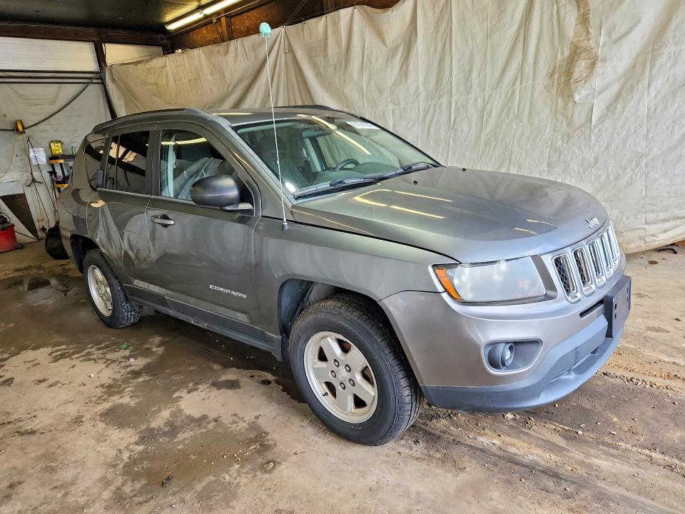 Photo 4 from auction – 2014 JEEP COMPASS with VIN 1C4NJDBB8ED506135