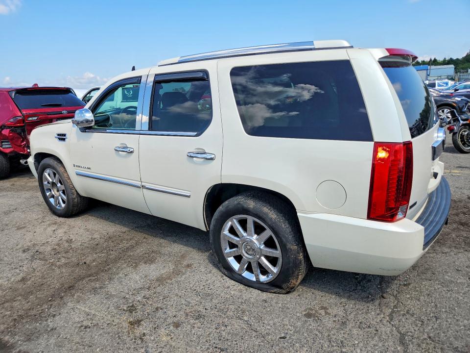 Photo 2 from auction – 2007 CADILLAC ESCALADE with VIN 1GYFK63877R355000