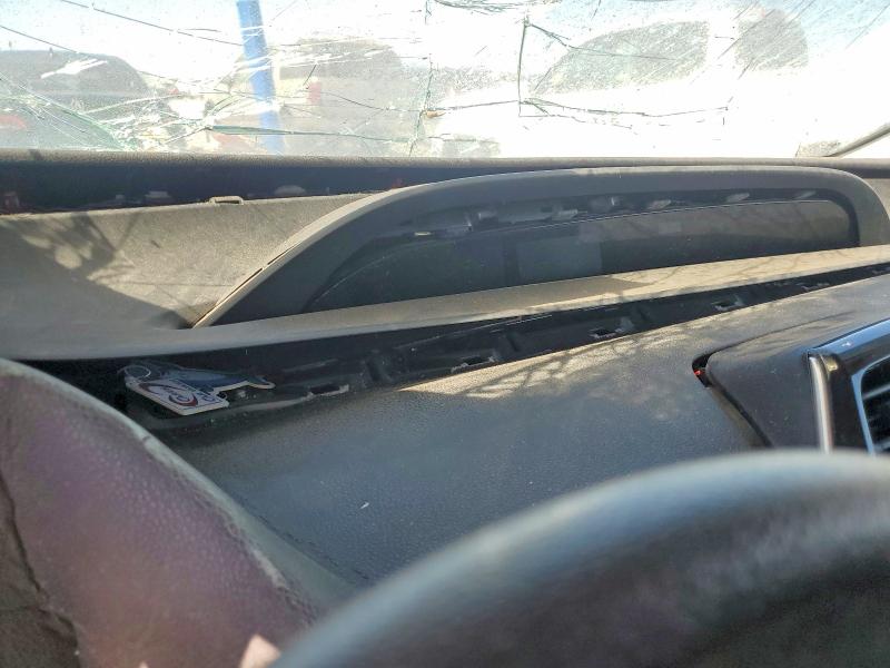 Photo 9 from auction – 2016 TOYOTA PRIUS with VIN JTDKBRFU3G3020933